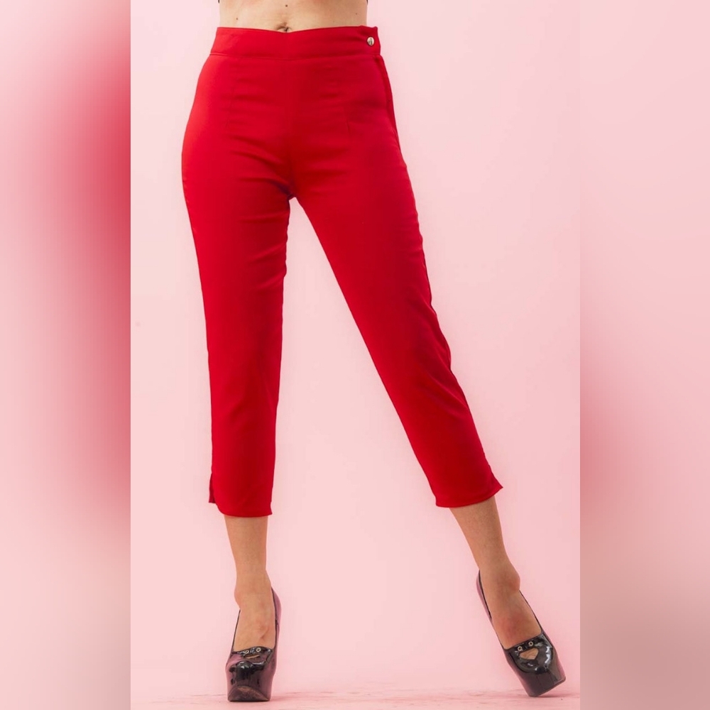 Pinky Pinups Red Side Zip Capri Pants Size L